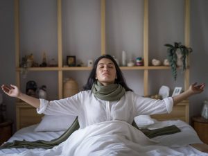 Les bienfaits du sommeil : dormir plus pour une meilleure peau et plus d’énergie